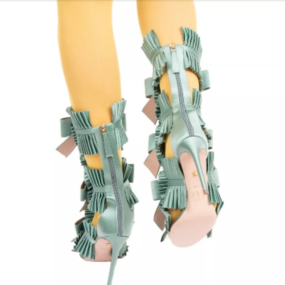 NIB$1250 Fausto Puglisi Pleated Bow Gladiator Heel - Picture 4 of 8